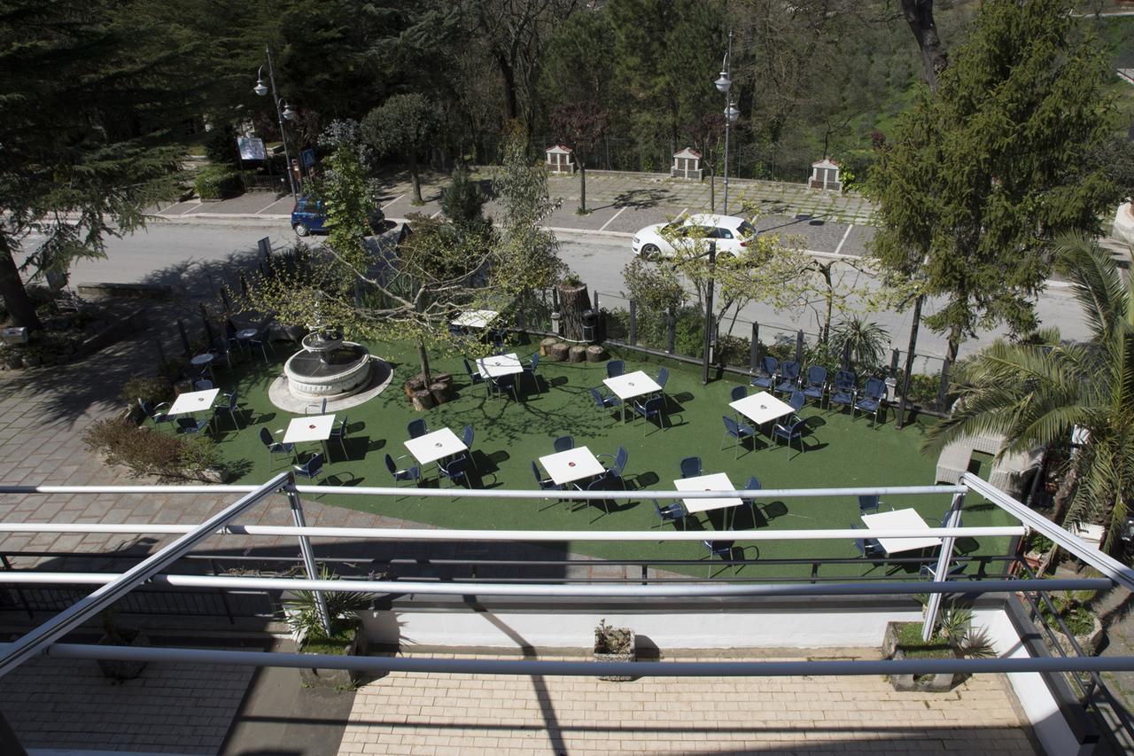 Ristorante Albergo Gerardo Di Masi Caposele Luaran gambar