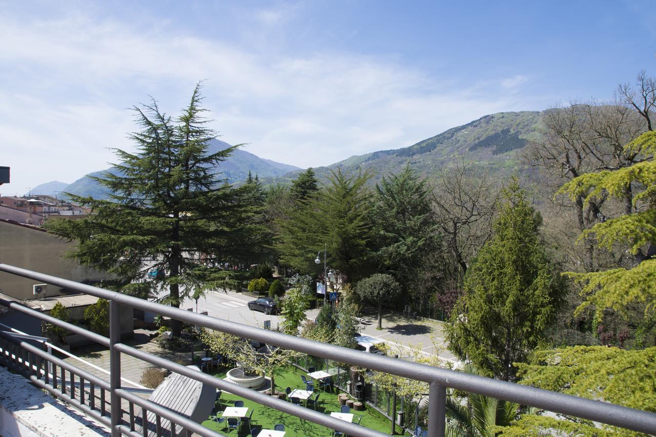 Ristorante Albergo Gerardo Di Masi Caposele Luaran gambar