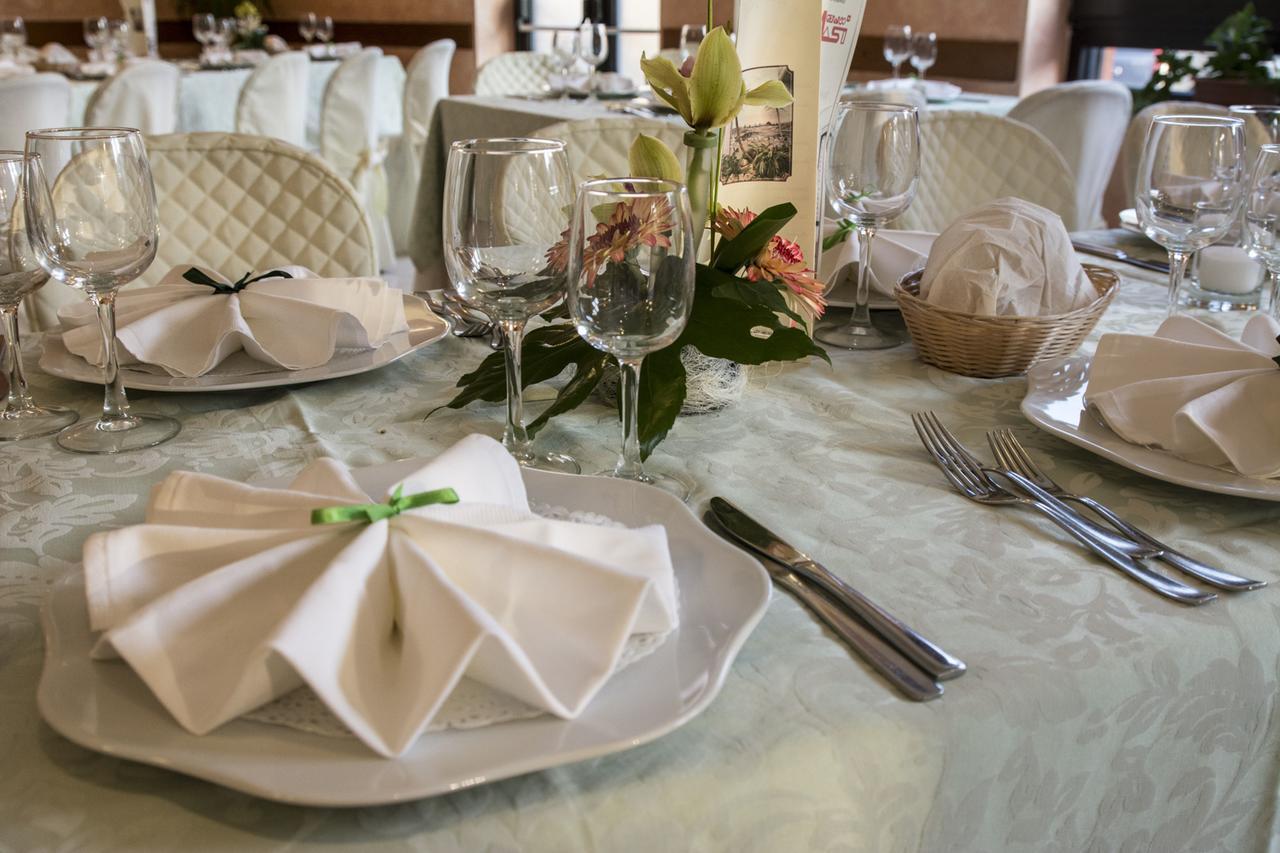 Ristorante Albergo Gerardo Di Masi Caposele Luaran gambar