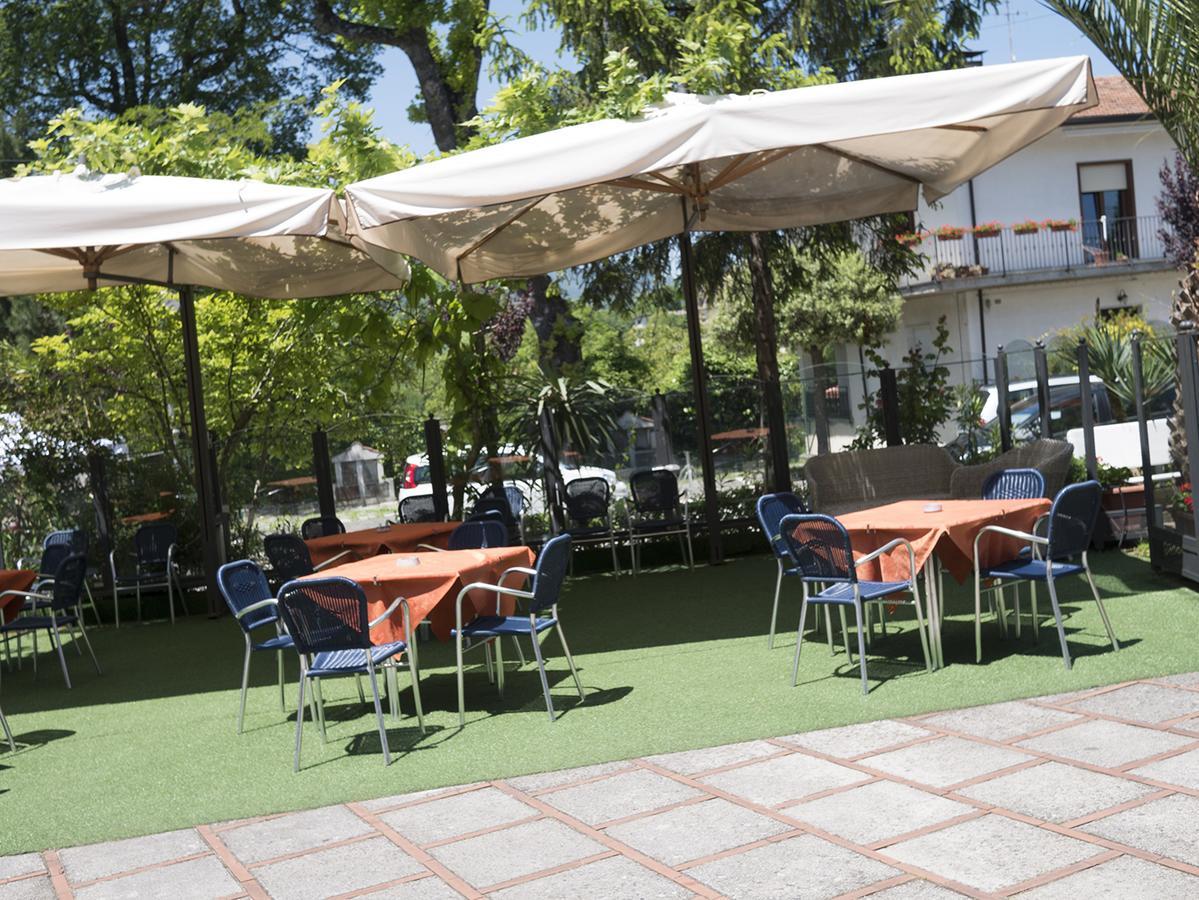 Ristorante Albergo Gerardo Di Masi Caposele Luaran gambar